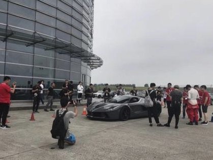 迈凯伦法拉利联手空降，重塑黄金超级联赛格局