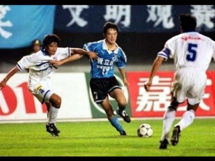 中超：申花1-2新鹏城遭6轮不胜，拉唐点射难救主
