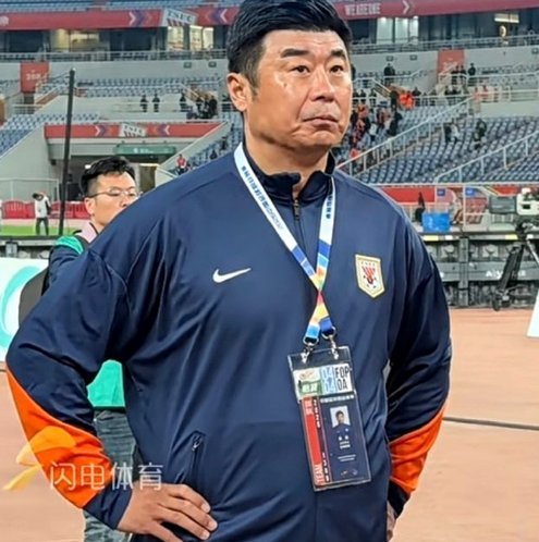 韩鹏接手后十几名国内球员离队